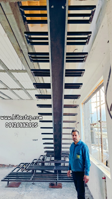 پله دوبلکس فلزی